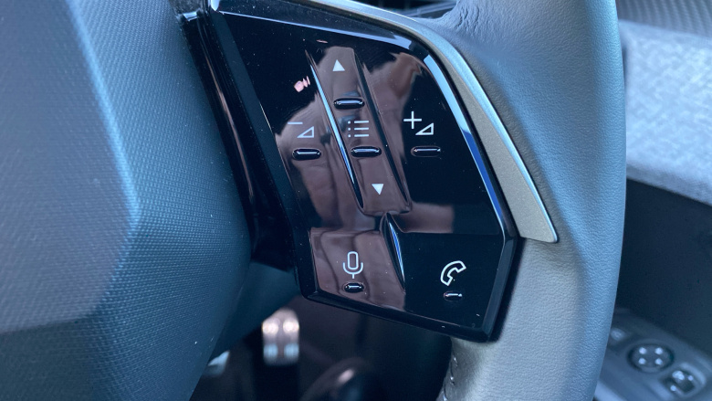 Peugeot 5008 157kW Allure 73kWh 5dr Auto Electric Estate